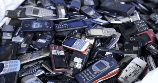 Old Cell Phone Recycling: Why Your Unused Device Is More Valuable Than You Think