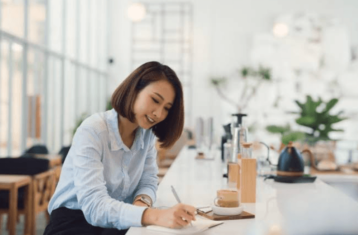 Common Mistakes to Avoid When Applying for F&B License Singapore Approval